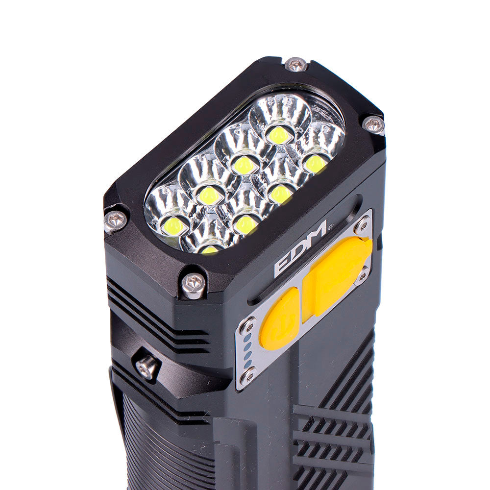 LINTERNA LED DE LARGO ALCANCE 10000 lm